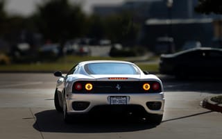 Картинка Ferrari, Феррари, люкс, дорогая, машины, машина, тачки, авто, автомобиль, транспорт, белый