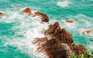 Картинка океан, море, вода, природа, волна, голубой, бирюзовый, берег, побережье, скала