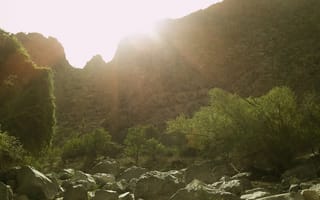 Картинка горы, гора, природа, скала, солнце, солннце, свет, лучи, утро, утренний, рассвет, восход