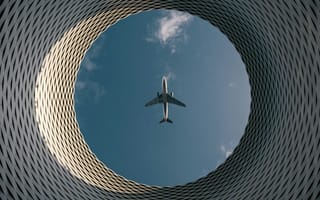 Картинка самолет, небо, архитектура, круг, полет, облака, дизайн