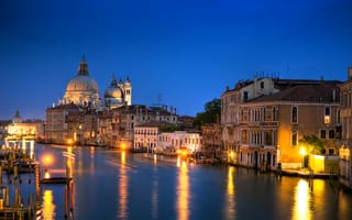 Картинка Венеция, Италия, Города, Водный, фонари, канал, Вечер, Уличные