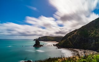 Картинка Новая, Зеландия, Побережье, Скала, берег, облако, Природа, Облака, Утес, облачно, Piha, скале, Beach, скалы