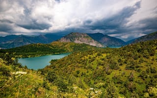 Картинка Sary-Chelek, Lake, Kyrgyzstan, гора, Облака, облачно, облако, Горы, Озеро, Природа