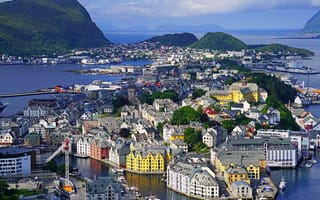 Картинка Норвегия, Ålesund, Города, Горы, Здания, гора, город, Сверху, Дома