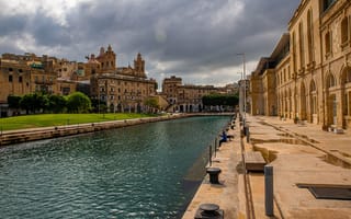 Картинка Мальта, Senglea, Водный, Города, Дома, Здания, город, Набережная, набережной, канал