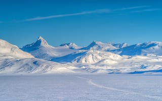 Картинка Норвегия, Uranostinden, Горы, Снег, снега, снегу, гора, Пейзаж, Природа, снеге