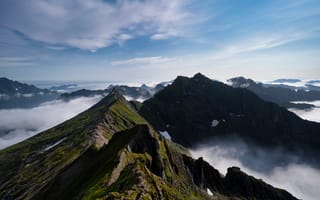 Картинка Лофотенские, острова, Горы, Норвегия, облако, Облака, гора, Природа, облачно