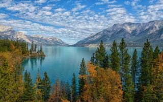 Картинка Канада, Lake, Осень, Озеро, облачно, облако, Природа, Горы, Пейзаж, гора, Abraham, Облака, осенние