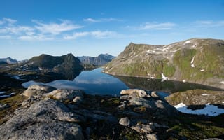 Картинка Норвегия, Senja, Озеро, гора, Горы, Природа