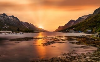 Картинка Норвегия, Ersfjorden, закат, гора, Горы, Природа, Фьорд, Рассветы, закаты, рассвет