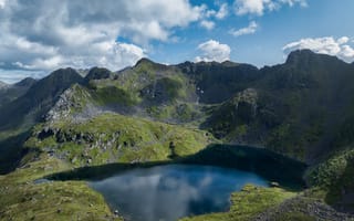 Картинка Лофотенские, острова, гора, Горы, облачно, Облака, облако, Норвегия, Природа, Озеро