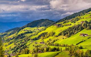 Картинка альп, Италия, облачно, Альпы, South, облако, Деревня, Tyrol, Облака, село, Природа, гора, Горы, поселок, Пейзаж