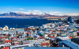 Картинка Исландия, Reykjavik, город, гора, Дома, Горы, Здания, Города