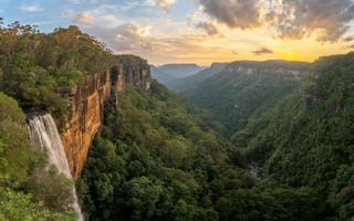 Картинка Австралия, New, закат, рассвет, гора, Утес, закаты, Wales, Природа, скале, Скала, Водопады, South, скалы, Рассветы, Горы