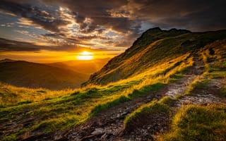 Картинка Шотландия, Ben, закаты, Облака, рассвет, Рассветы, облако, облачно, Горы, закат, Природа, гора, Vorlich