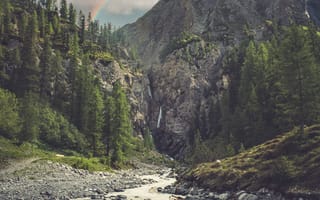 Картинка Швейцария, Горы, Реки, Природа, гора, Камни, скале, Утес, река, Скала, Камень, речка, скалы