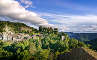 Картинка Франция, Haute-Loire, Дома, Облака, Здания, Горы, гора, облако, Природа, облачно