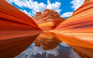 Картинка штаты, Coyote, воде, облако, Природа, Облака, америка, Вода, США, Отражение, South, облачно, отражении, Buttes, Скала, Утес, скале, отражается, скалы