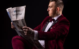 Картинка Мужчины, газетой, классический, Сидит, сидящие, костюме, Костюм, Читает, мужчина, Газета, сидя, газеты, костюм, чтение, костюма