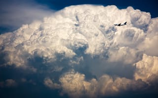 Картинка самолет, шторм, грозовая туча, небо