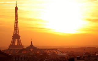 Картинка Жёлтое небо над Парижем