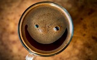Обои Чашка кофе с улыбкой