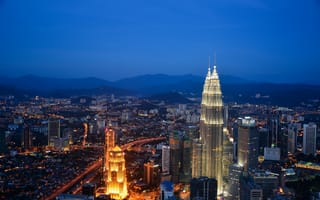 Картинка Вид на башни Петронас, Куала-Лумпур, Малайзия