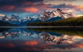 Картинка закат, озеро малайн, альберта, канада, отражение, лес, озеро, горы, джаспер