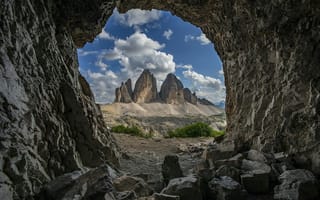 Картинка италия, тре-чиме-ди-лаваредо, доломитовые альпы, камни, грот, горы, пейзаж, небо, облака