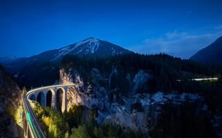 Картинка горы, мост, железная дорога, швейцария, граубюнден, виадук ландвассер, поезд, ночь