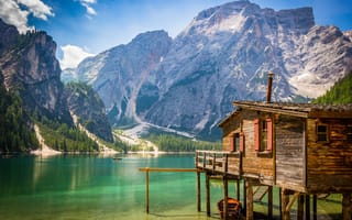 Картинка италия, дом, озеро, горы, небо, fanes-sennes-prags nature park