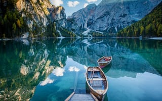 Картинка италия, озеро, fanes-sennes-prags nature park, горы, лодка, южный тироль, отражение, небо, природа