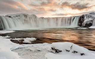 Картинка водопад, снег, годафосс, исландия, небо, облака, зима