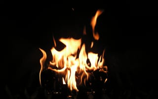 Картинка пламя, огонь, тепло, костер, темнота