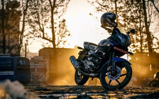 Картинка мотоциклетный шлем, мотоцикл, безопасность мотоцикла, экстремальный вид спорта, мотоспорт