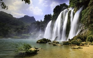 Обои Пан Gioc Водопад, водопад, гидроресурсы, водоем, природный ландшафт