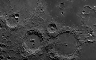 Картинка луна, вода, космос, серый цвет, черный и белый