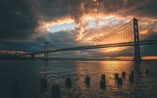 Обои золотой час, мост Golden Gate, архитектура, облако, вода