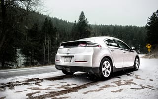 Картинка Снег, Шевроле (Chevrolet), Снегопад, Chevrolet Volt, Тачки (Cars), Вид Сбоку