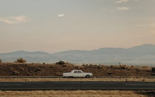 Картинка Пустыня, Тачки (Cars), Старый, Дорога, Белый, Автомобиль