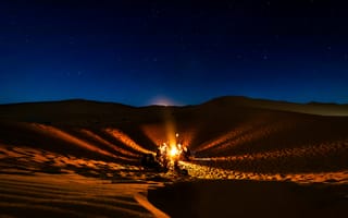 Картинка Люди, Природа, Ночь, Кемпинг, Пустыня, Звездное Небо, Костер, Марокко