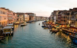 Картинка Города, Венеция, Здания, Гондольеры, Канал