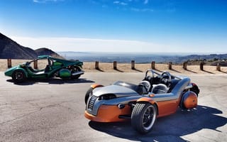 Картинка campagna t-rex 16s 2010 and v13r 2015, автомобили, campagna, 16s, 2015, t-rex, v13r, 2010