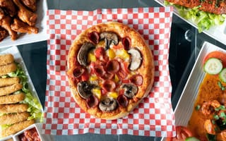 Картинка еда, пицца, колбаса, грибы