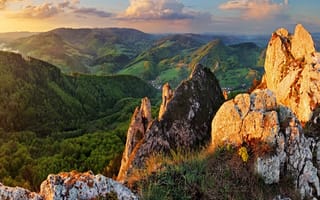 Картинка slovakia, закат, деревья, горы, восход, камни