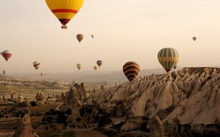 Картинка ballooning, небо, горы, шары