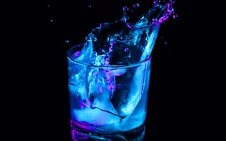 Картинка cup, colored ice cup 2, абстрактные, синие, фиолетовые, цветные, неоновые, лед, чашка