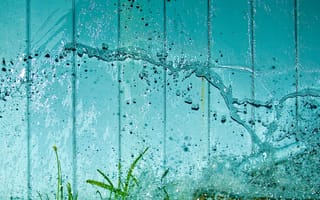 Картинка htc, one, вода, брызги, смысл