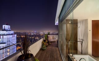 Картинка balcony, город, дом, путь