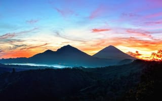 Картинка bali, kintamani, indonesia landscape, небо, пейзаж, горы, восход, индонезия
